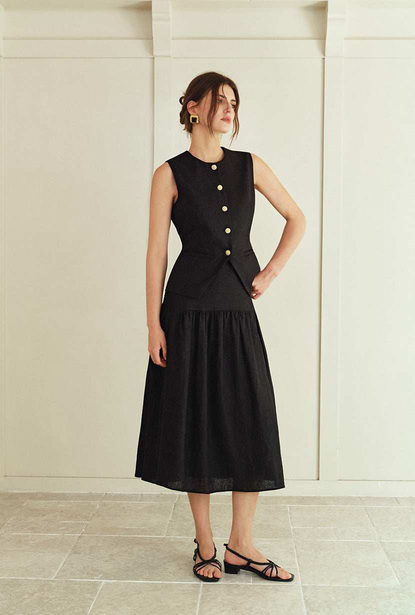Petite Rozi Linen Vest in Black | Etela Petite